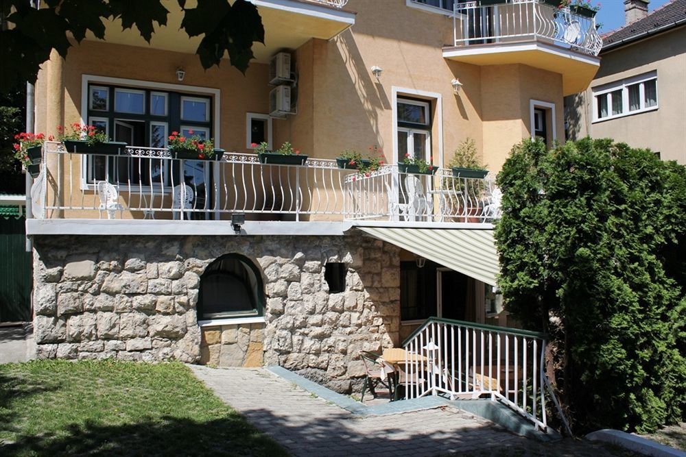 Villa Hotel Kristal Budapest Exterior foto